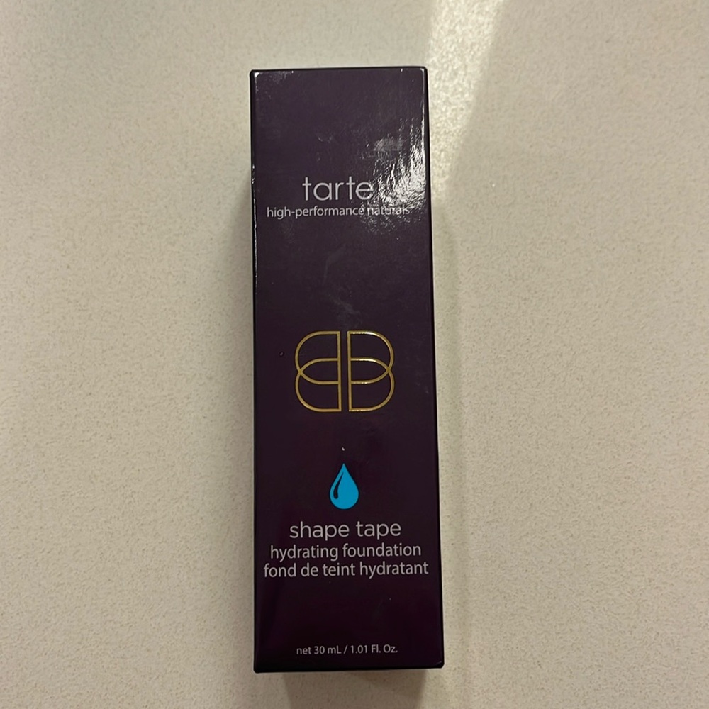 tarte shape tape foundation in porcelain